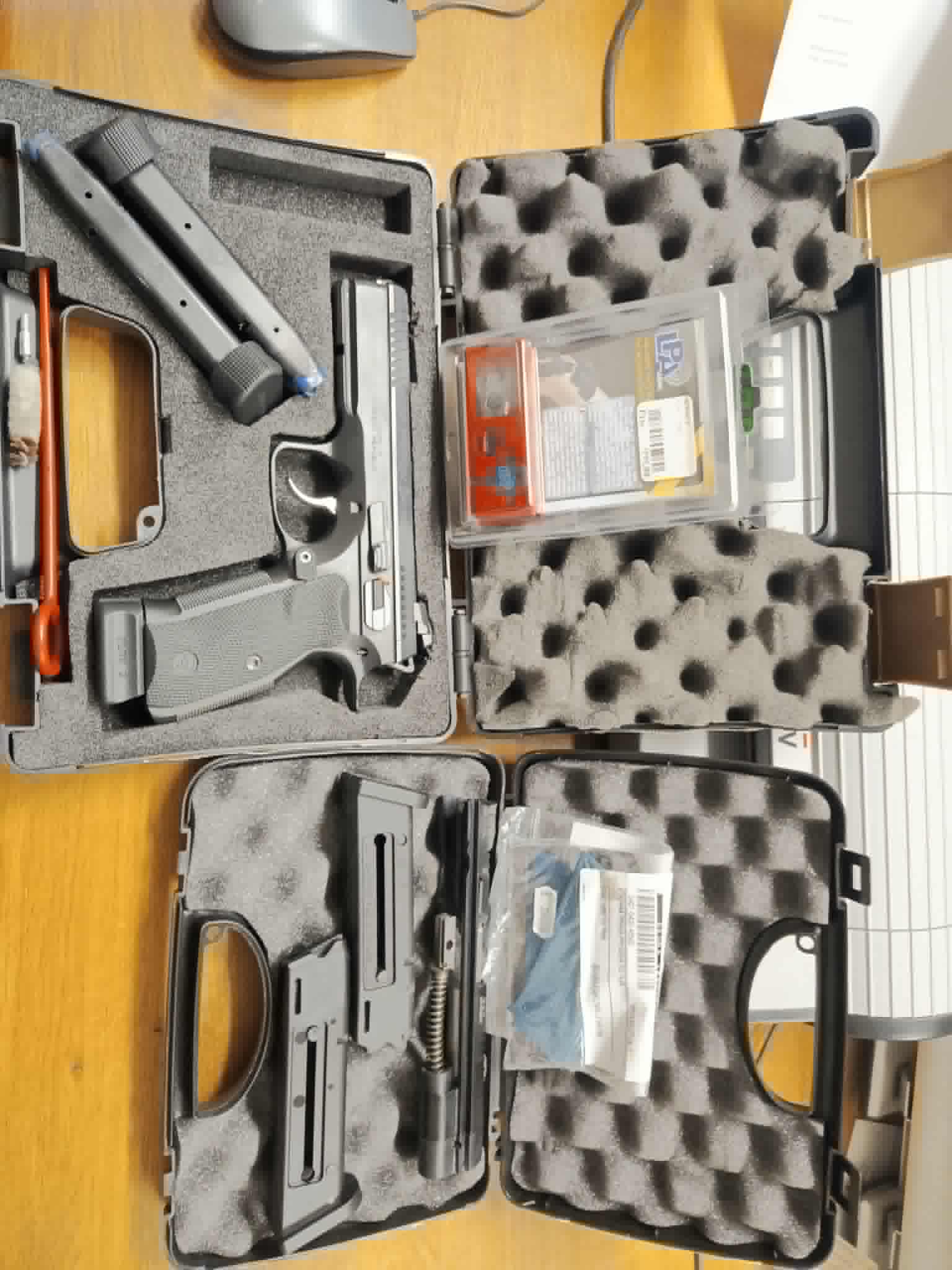 Annonce: CZ Shadow 2, 9 mm med .22 vekselsæt
